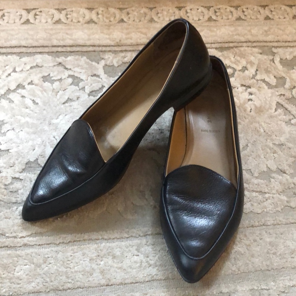 Everlane Black Leather Modern Point Flats 8.5